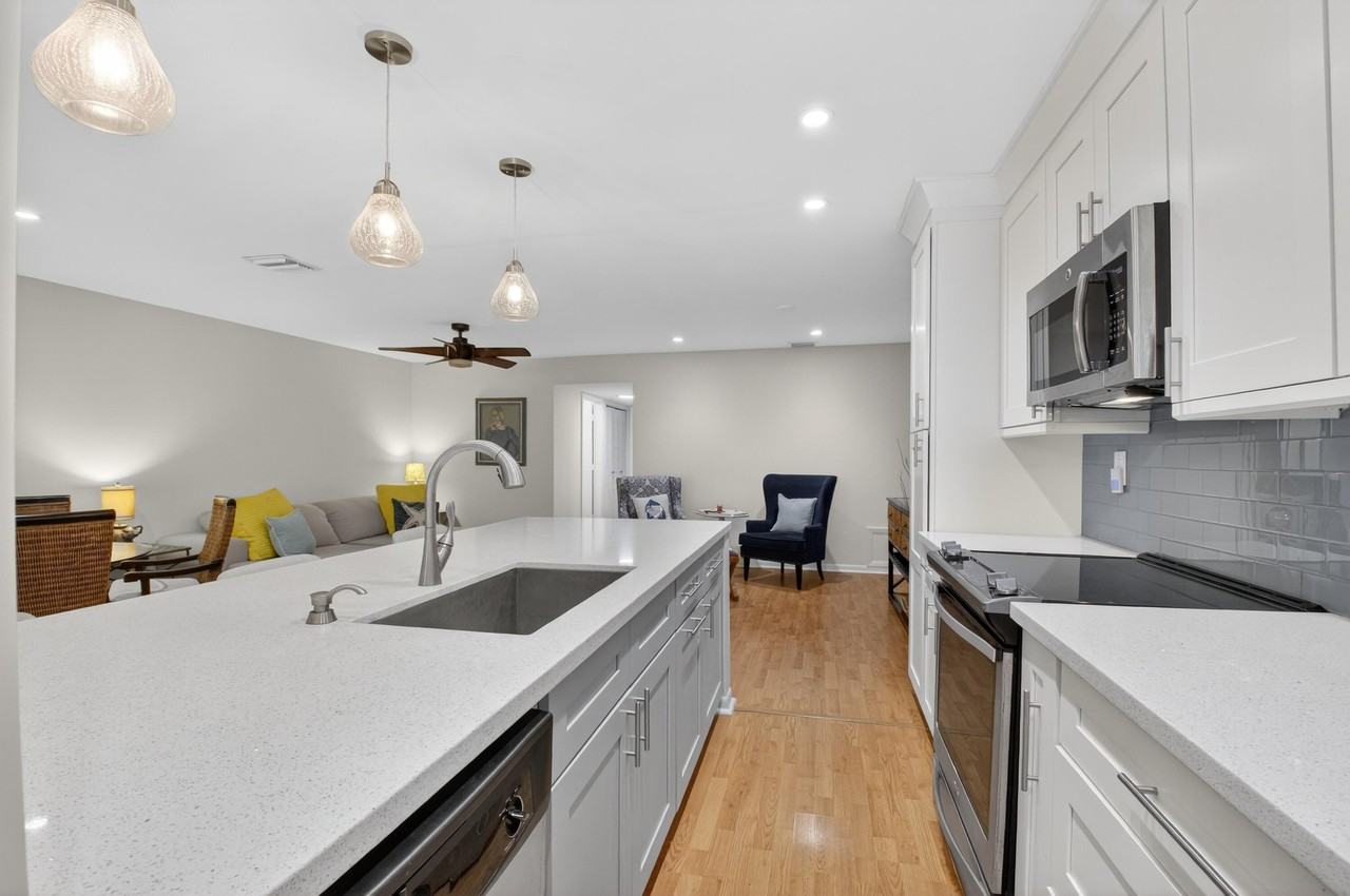 5230 Nesting Way #B - Photo 5 of 40