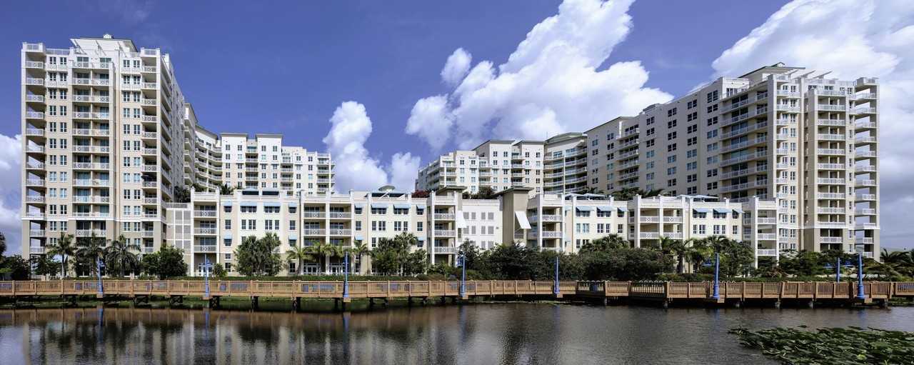 350 N Federal Hwy #1404S - Photo 2 of 28