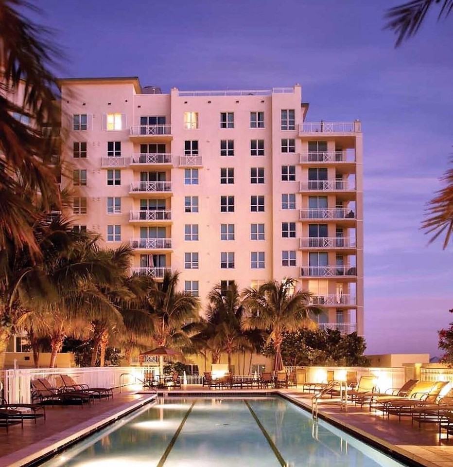 350 N Federal Hwy #1404S - Photo 4 of 28