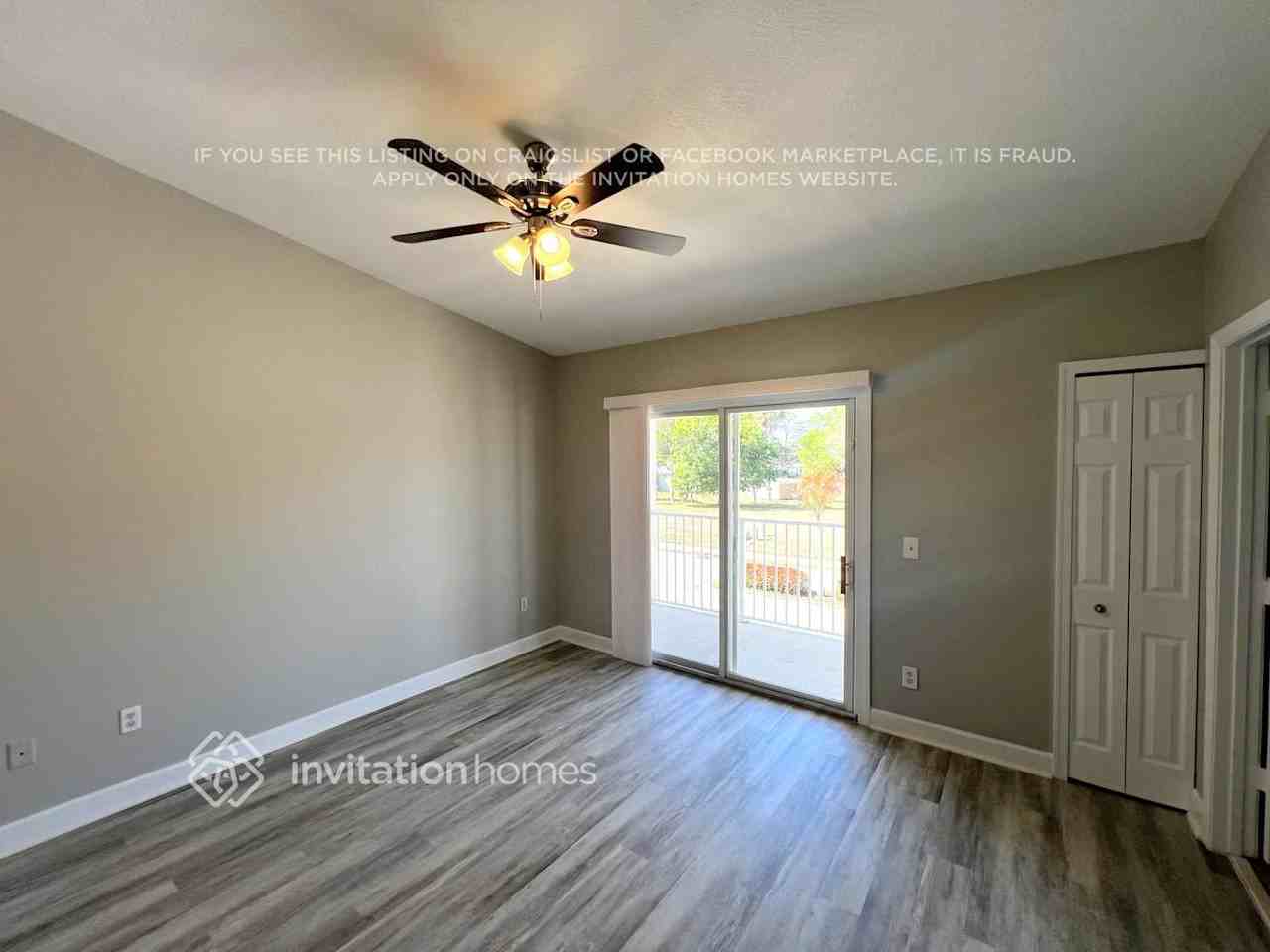 114 Carol Susan Ln - Photo 6 of 14