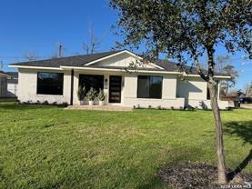 902 W 31st St - Photo 1 of 1