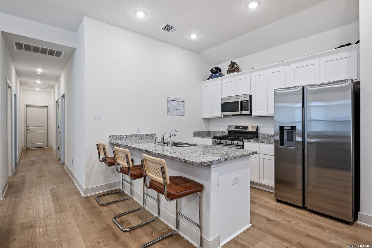 3610 Palmwood Ter - Photo 7 of 21