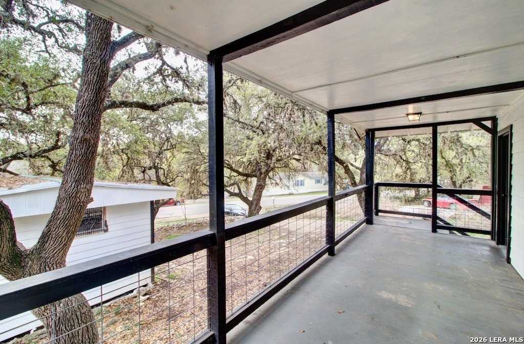 660 Scenic Run - Photo 4 of 16