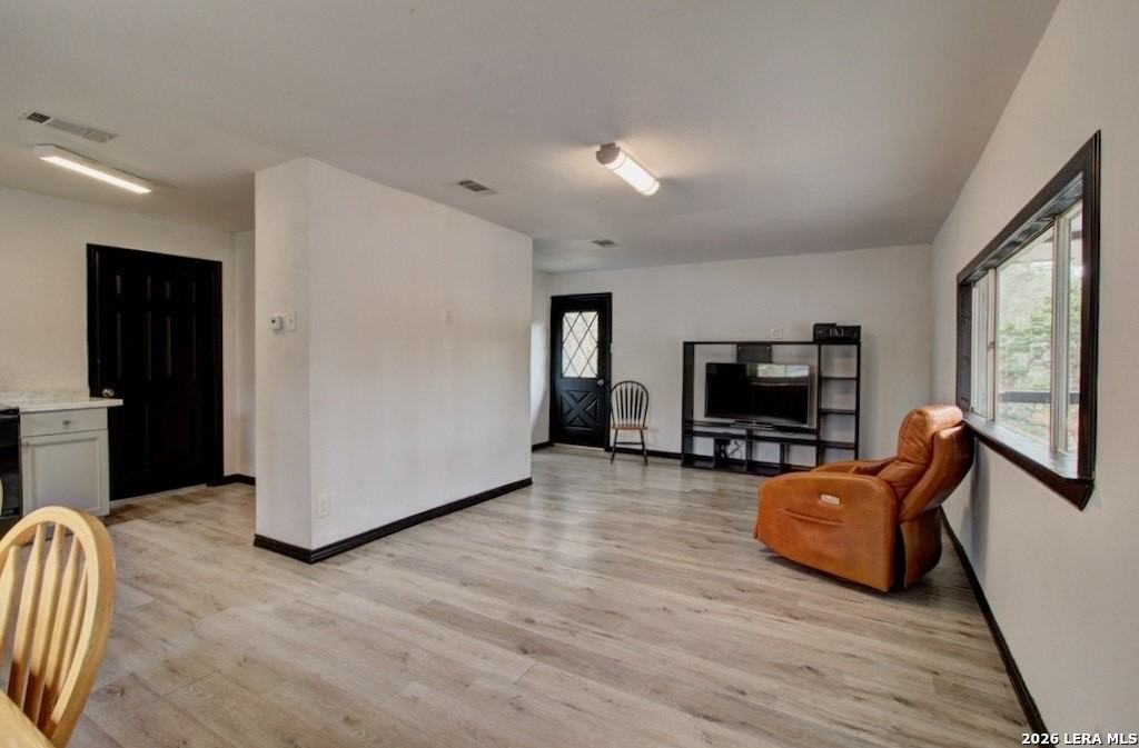 660 Scenic Run - Photo 5 of 16