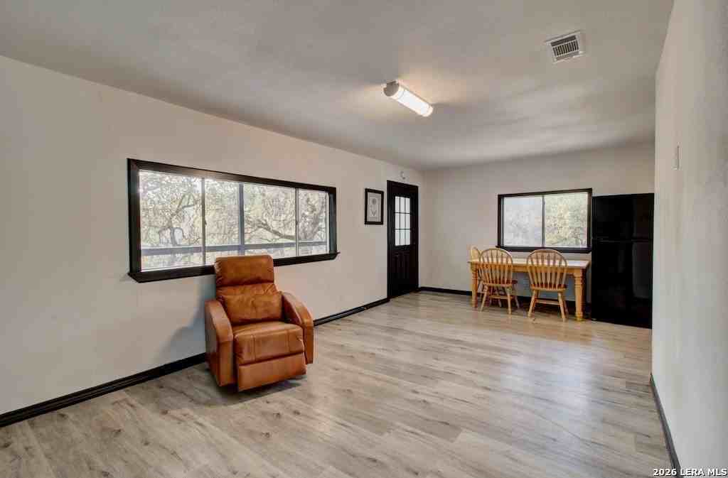 660 Scenic Run - Photo 7 of 16