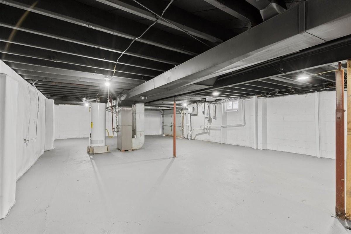 7704 E 103rd Ter - Photo 7 of 17