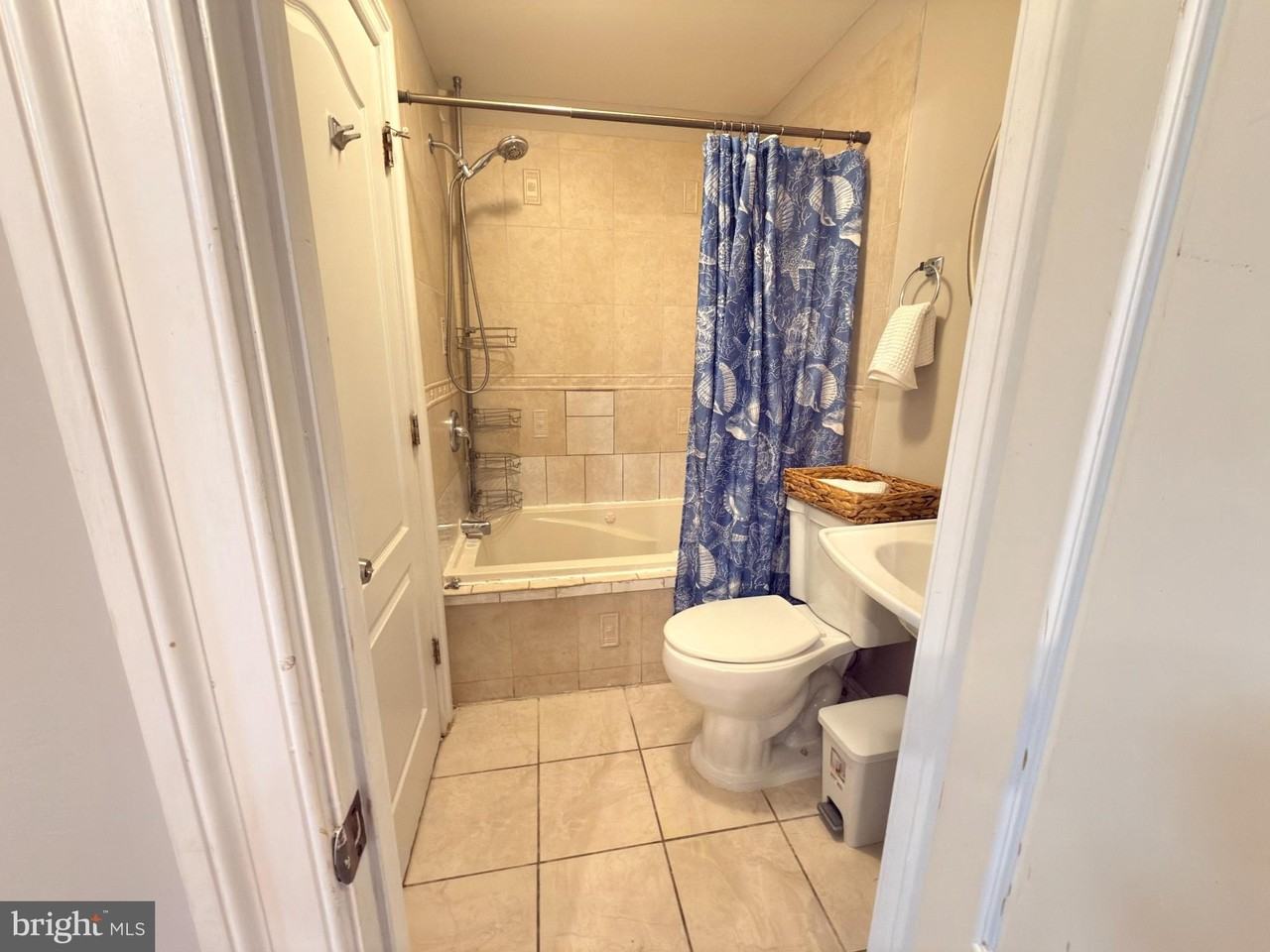 6218 Georgia Ave Nw Apt 3 #3 - Photo 7 of 12