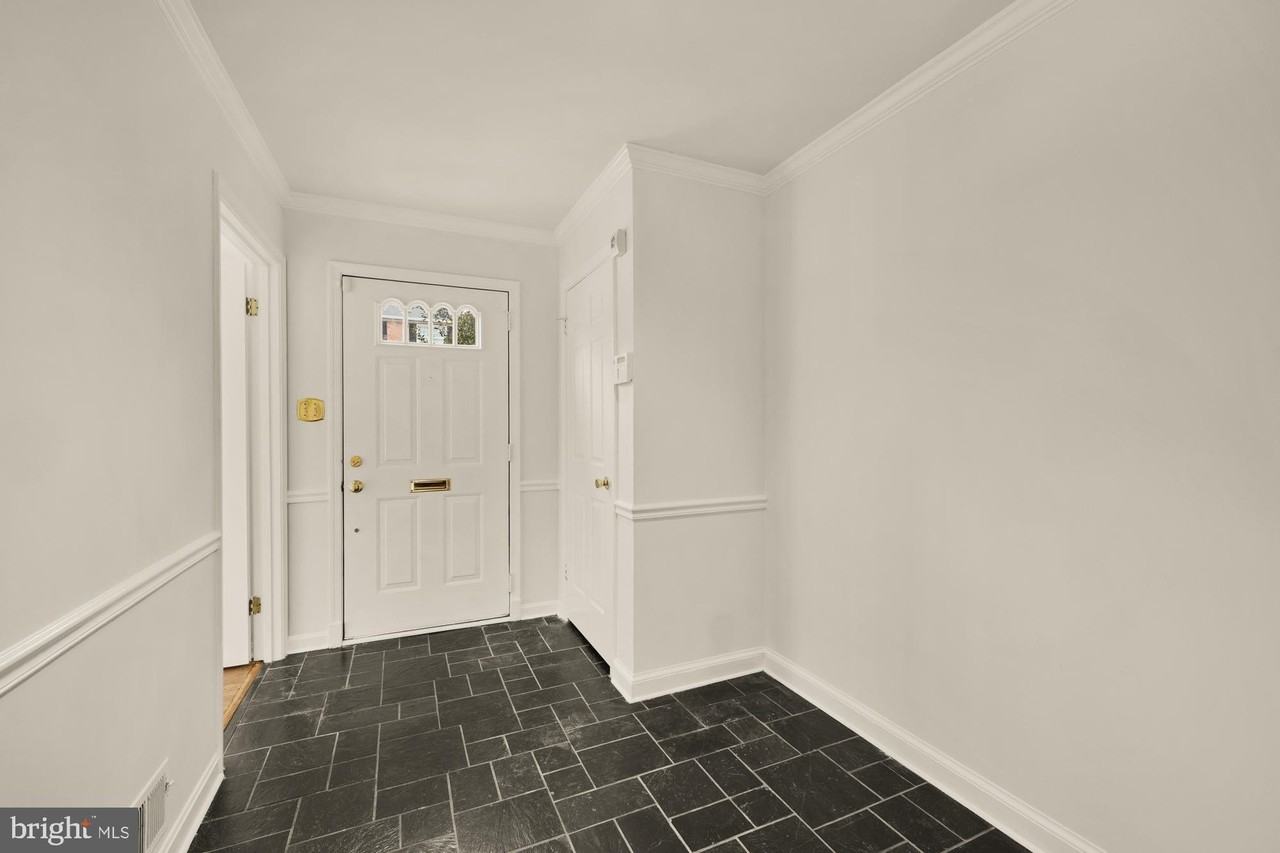 2 Spindrift Way - Photo 4 of 39