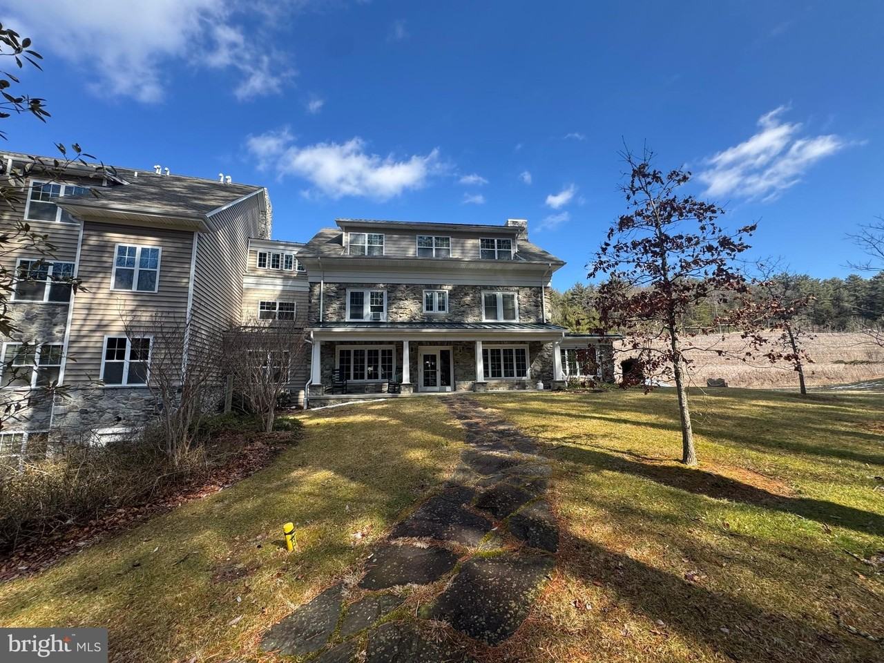 6375 Chambersburg Rd - Photo 4 of 27