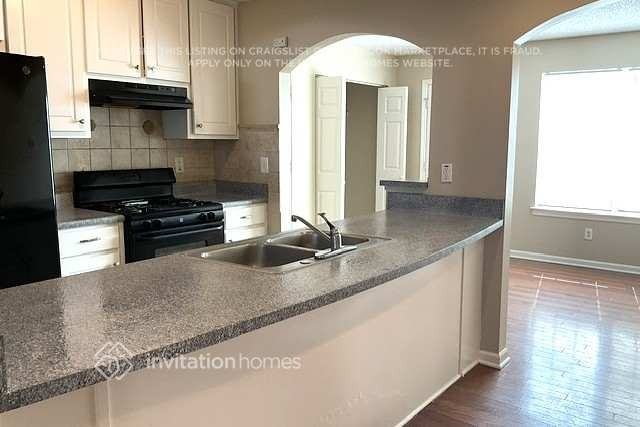 3004 Meadow Glen Pass - Photo 3 of 13