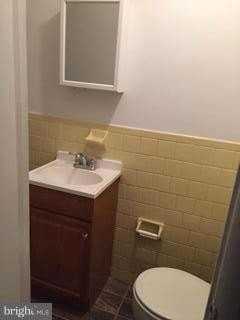 1016 Franklin St #3 - Photo 5 of 28