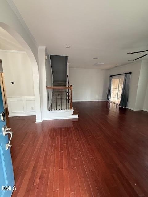 909 Grace Point Rd - Photo 6 of 39