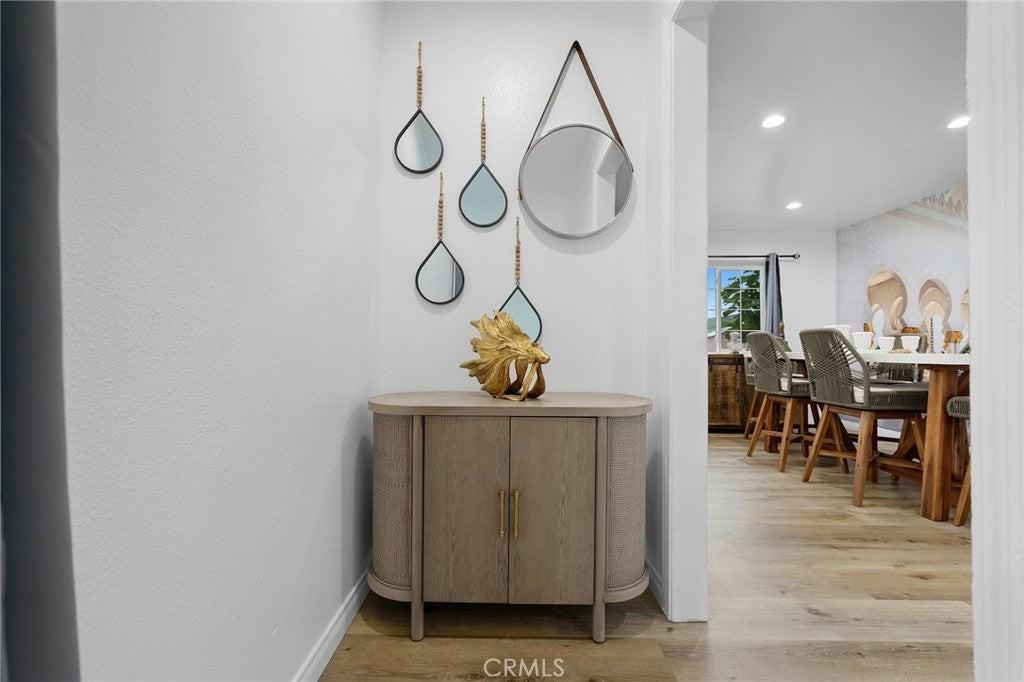 329 E Lanzit Ave - Photo 5 of 39