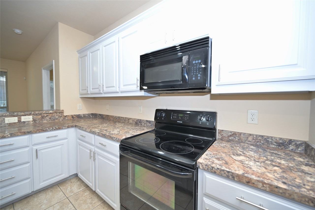 410 Red Sage Ln - Photo 5 of 40
