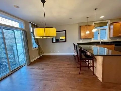 1914 S Morgan St - Photo 7 of 19