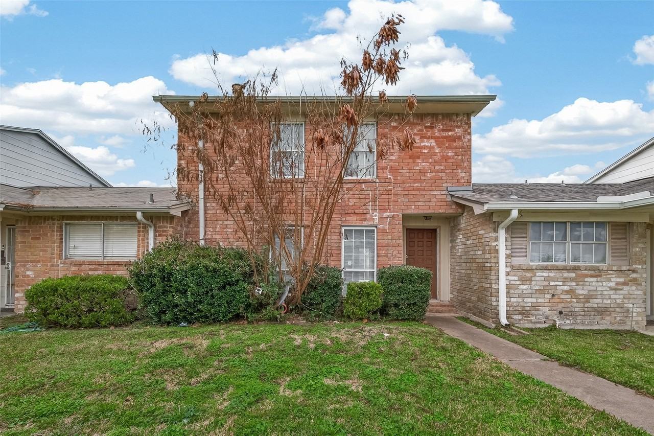 6375 S Briar Bayou Dr - Photo 2 of 34