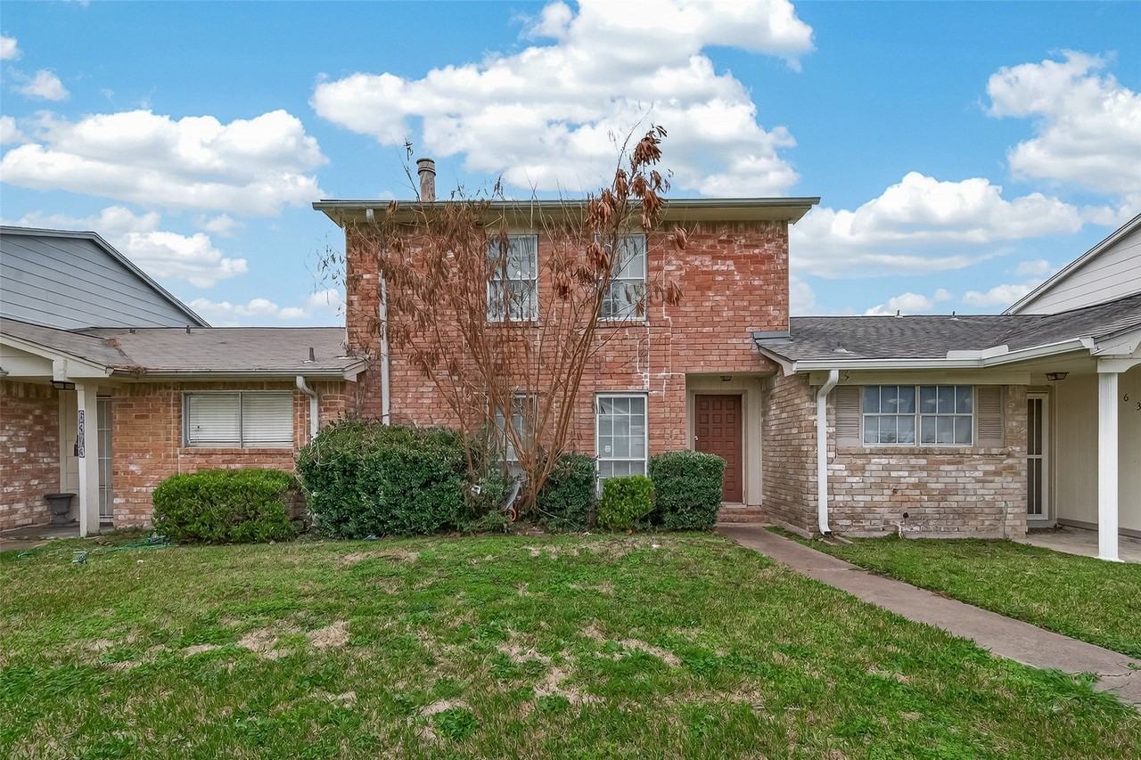 6375 S Briar Bayou Dr - Photo 3 of 34