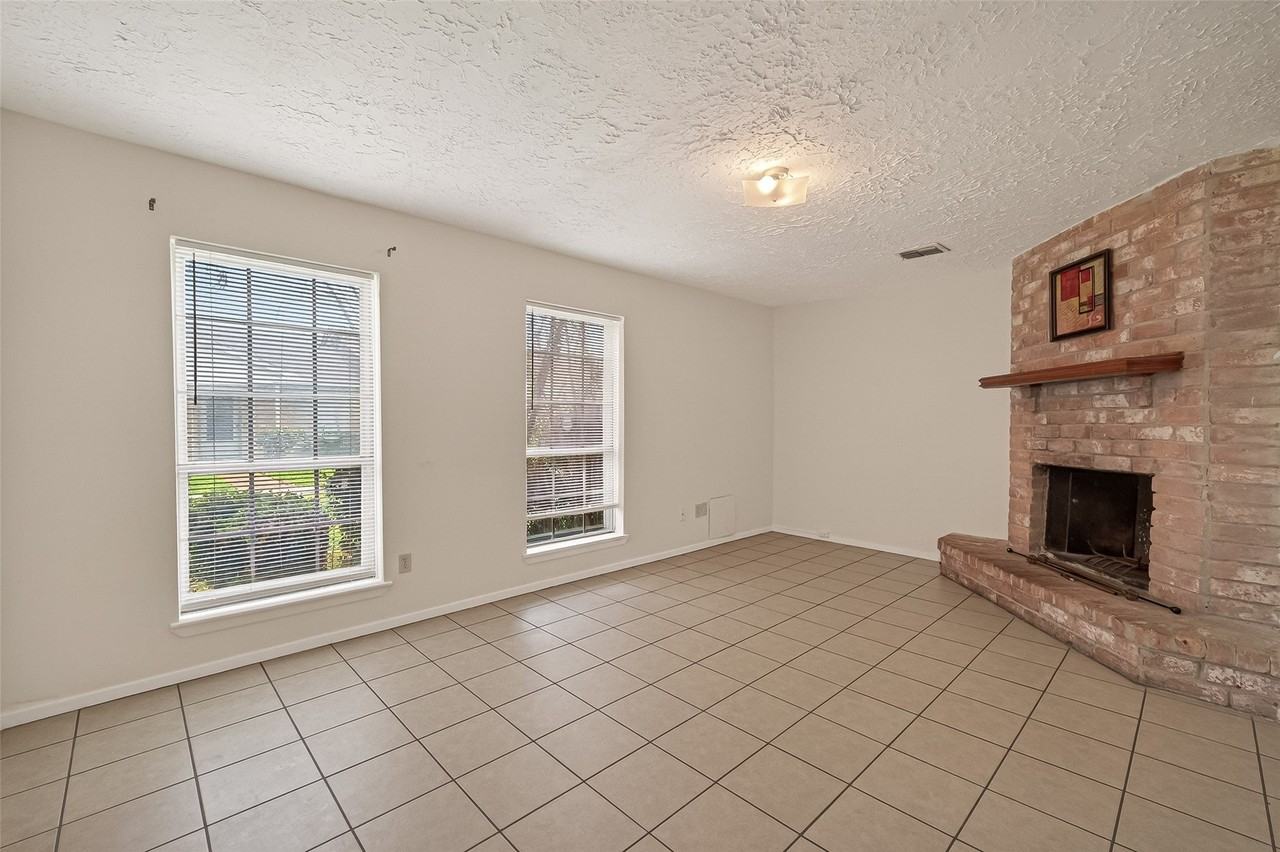 6375 S Briar Bayou Dr - Photo 7 of 34