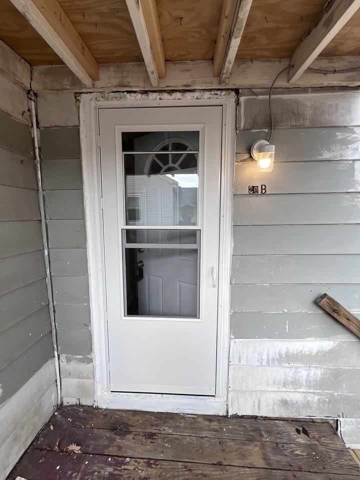 20 Olive St #B - Photo 6 of 6