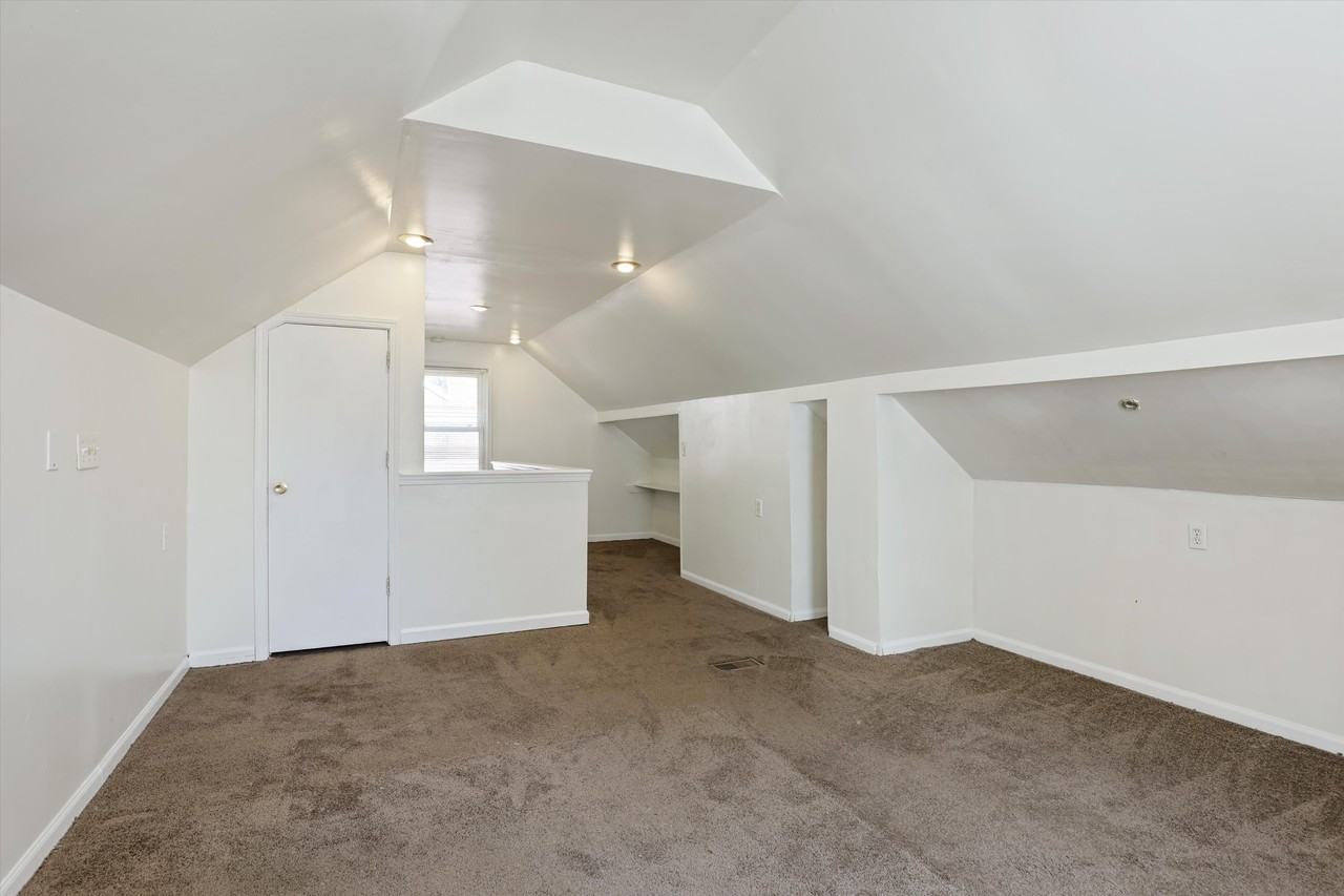 19329 Stahelin Ave #1 - Photo 6 of 11