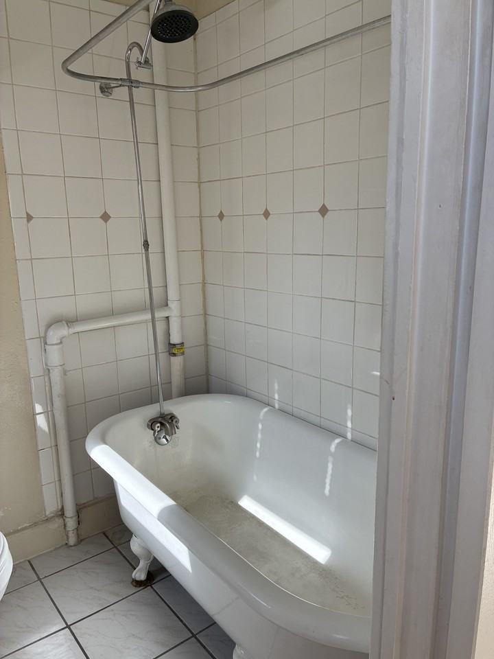 215 East 11th Avenue #D7 - Photo 5 of 11