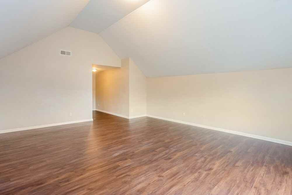 7103 Fox Point Dr - Photo 7 of 17