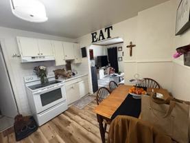 137 Main St #E - Photo 1 of 1