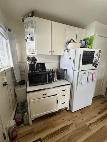 137 Main St #E - Photo 2 of 10