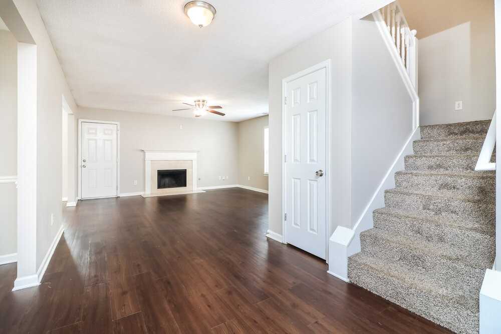 4415 Pipestone Pl - Photo 5 of 17