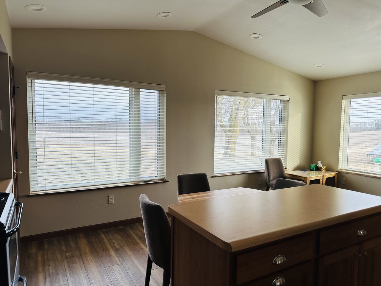 8102 N Scheider Rd #1 - Photo 4 of 19