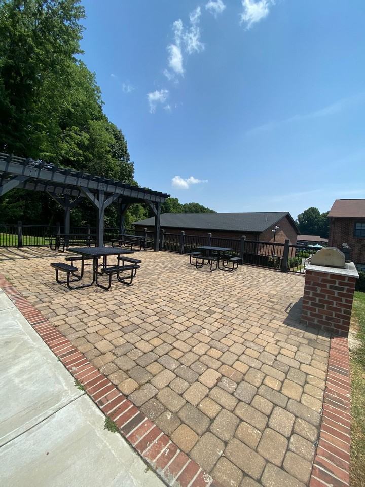 Springbrook Apartments - Photo 7 of 27