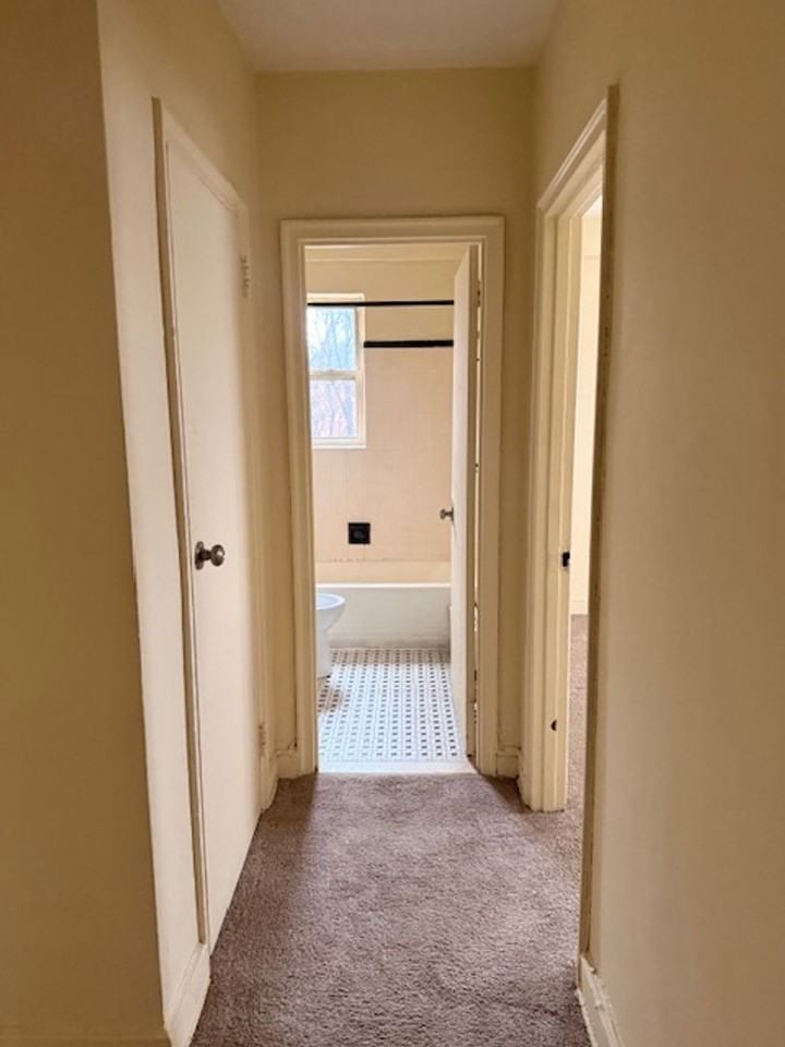 Bellevue Towers - Photo 3 of 8