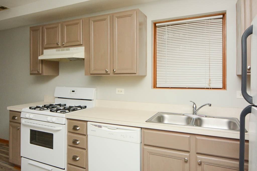 1420 W Ohio St #G - Photo 3 of 21