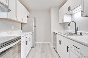 featured image of 100 W Walnut St