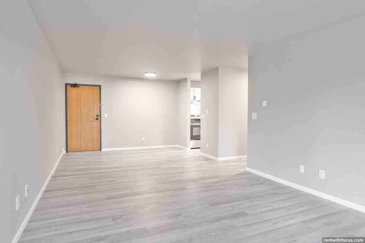 The Edge Community - Photo 7 of 50