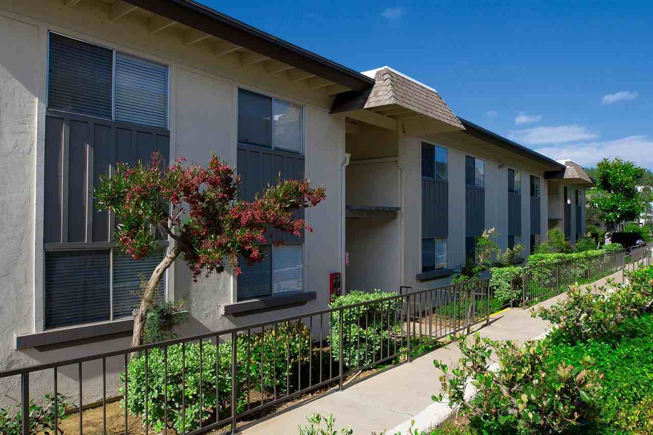 La Mesa Spring Gardens - Photo 5 of 12