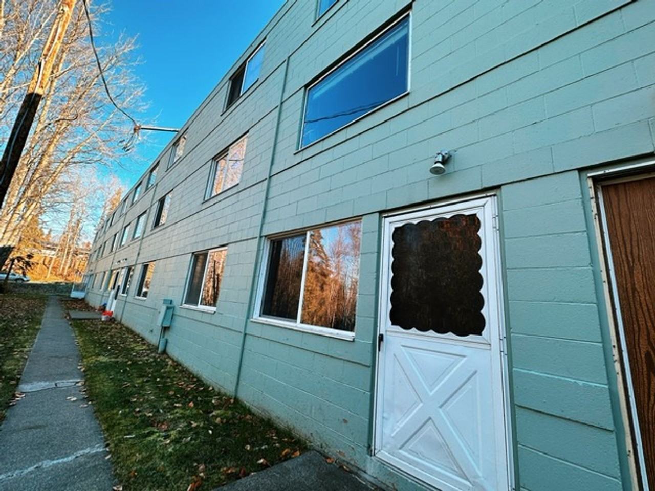 Tall Timbers @ 2204 W Northern Lights Blvd - Photo 6 of 50