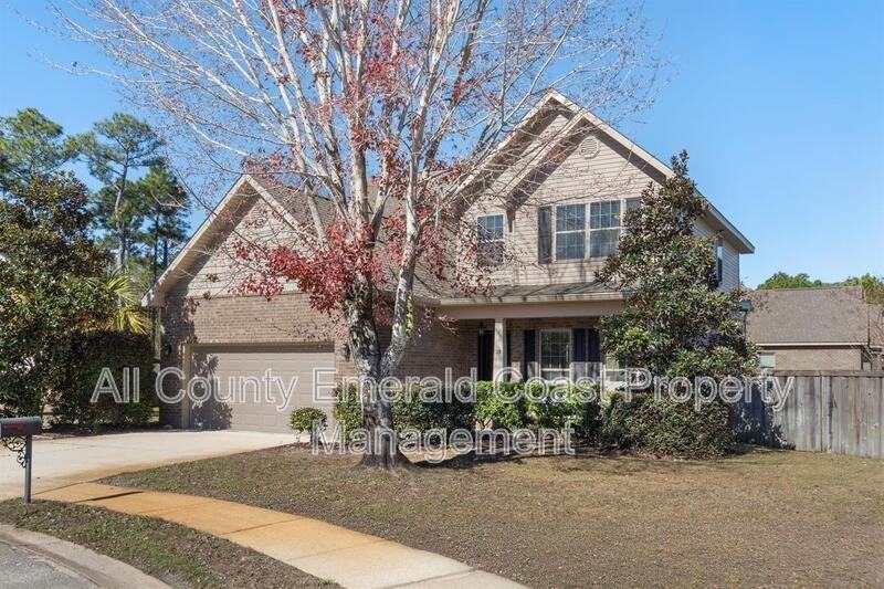 38 Westminster Dr - Photo 2 of 40