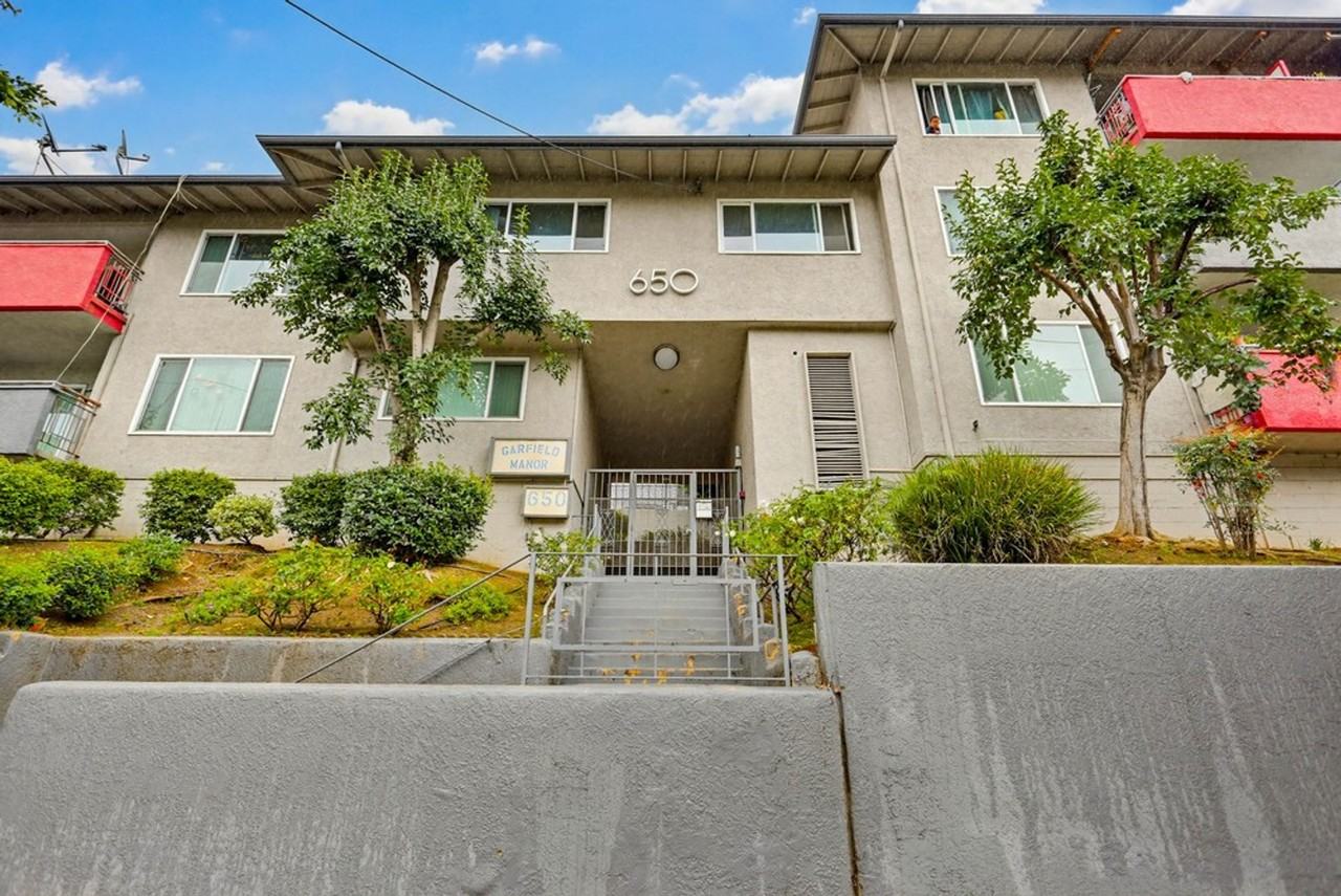 660S Garfiled - Photo 2 of 21