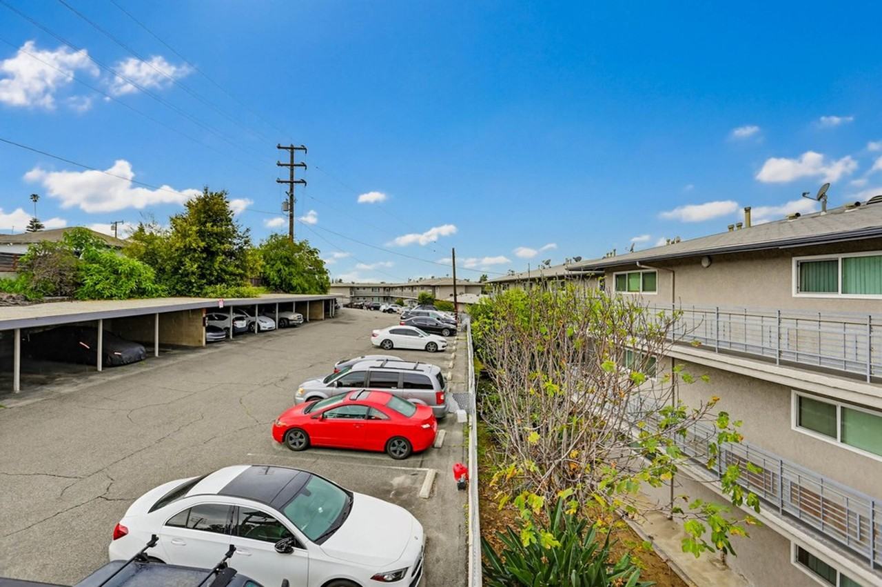 660S Garfiled - Photo 5 of 21