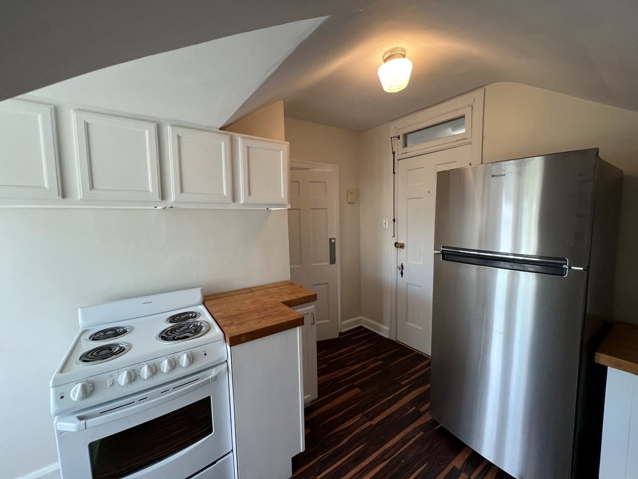 400 N Potomac St - Photo 2 of 8