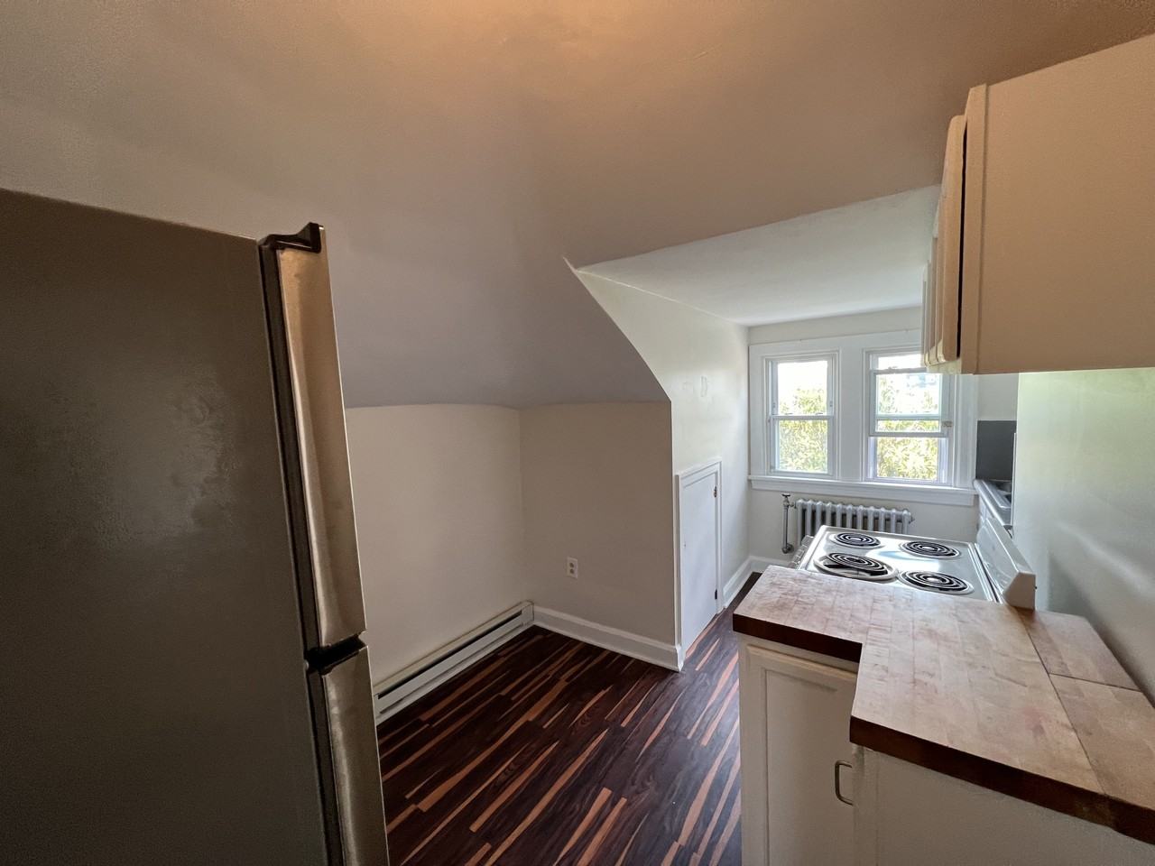 400 N Potomac St - Photo 7 of 8