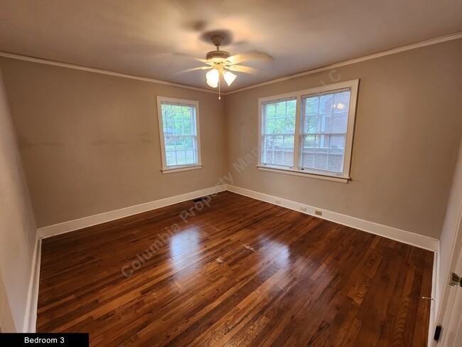 312 South Woodrow Street - Photo 5 of 54