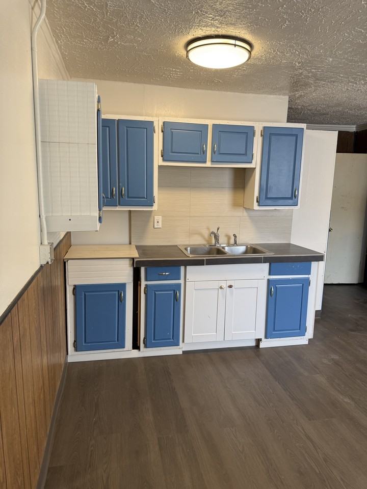 3955 South State Street - Photo 4 of 26