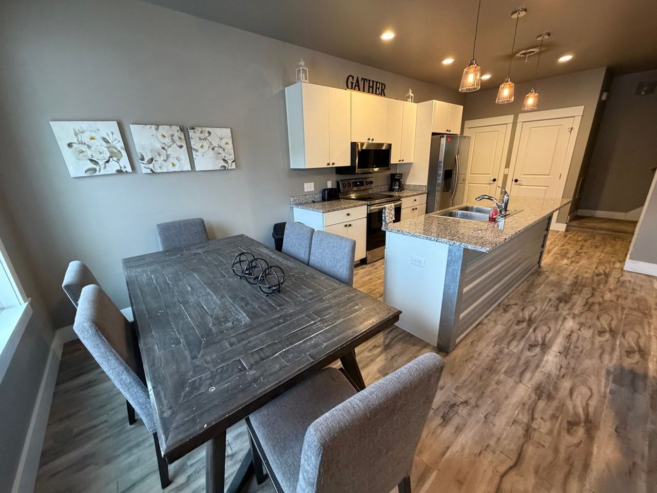 1620 8th Ave N - Photo 4 of 15