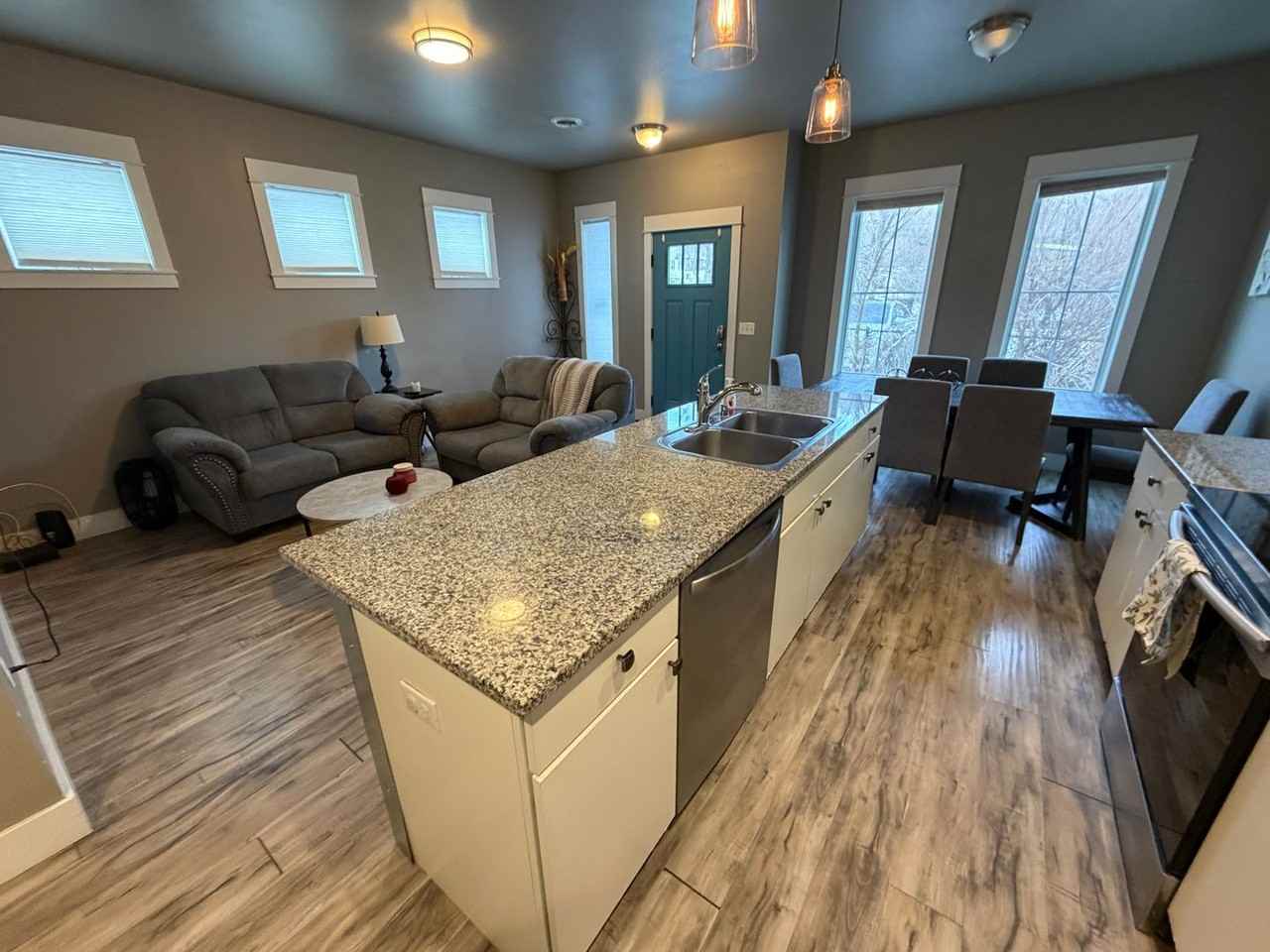 1620 8th Ave N - Photo 6 of 15