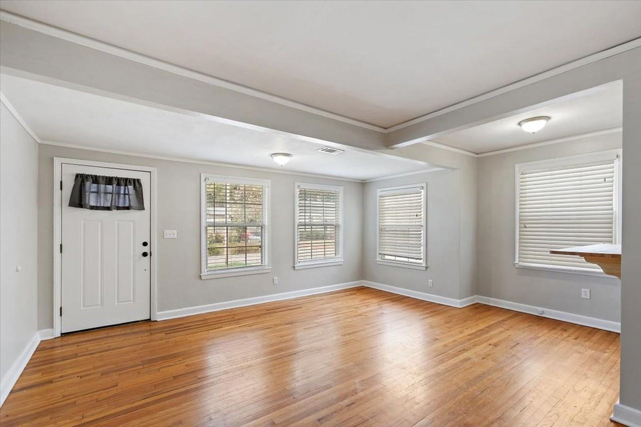 2125 Arcadia Pl - Photo 2 of 15