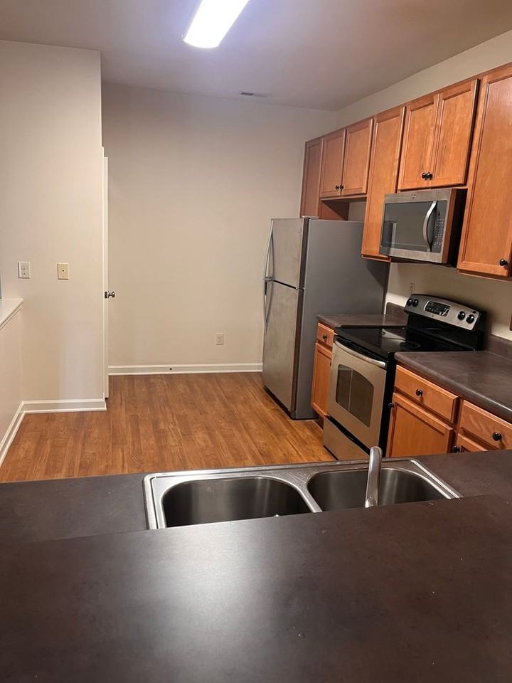 6163 Neuse Wood Dr - Photo 7 of 15