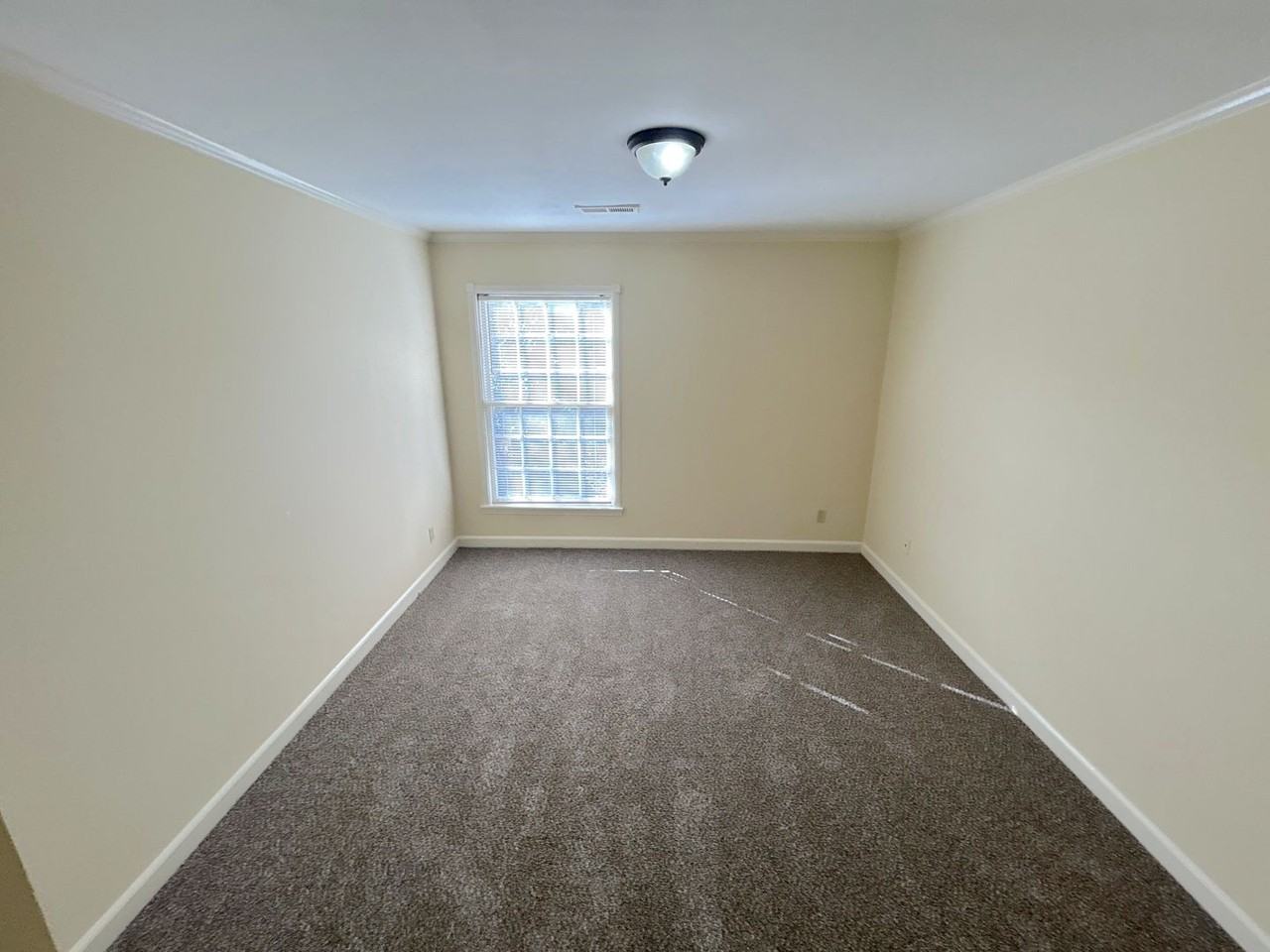 5184 Dunnellon Ave - Photo 5 of 17