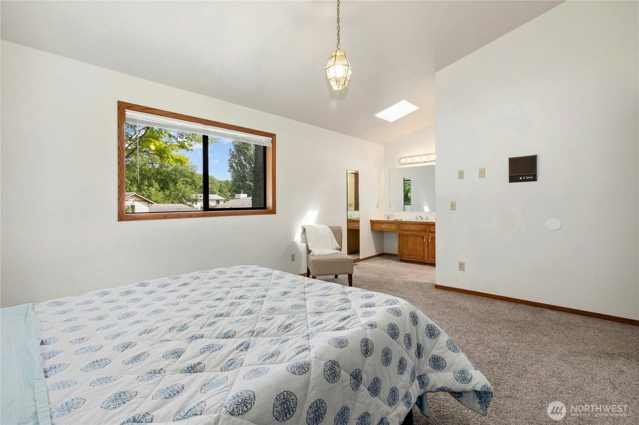 1108 Chadwick Court #A - Photo 5 of 9